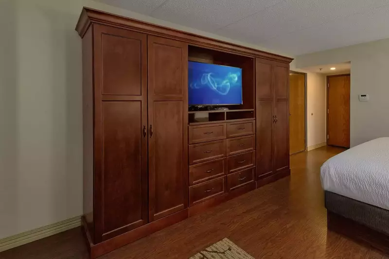 King Bed facing TV