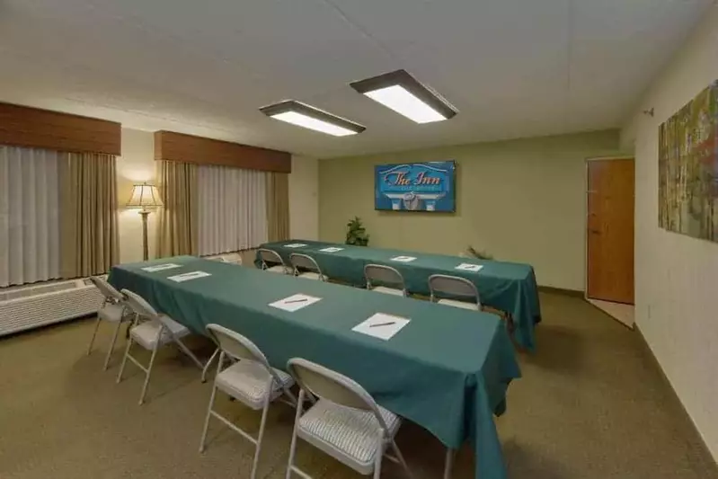 The meeting room at The Inn on the River hotel