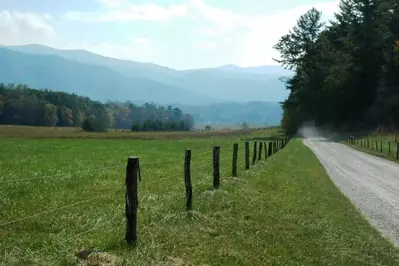 cades cove loop road