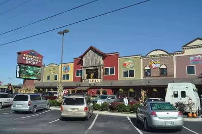 Three Bears General Store in Pigeon Forge