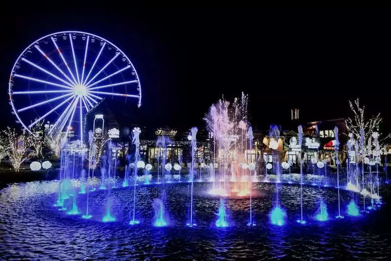 island fountain at night