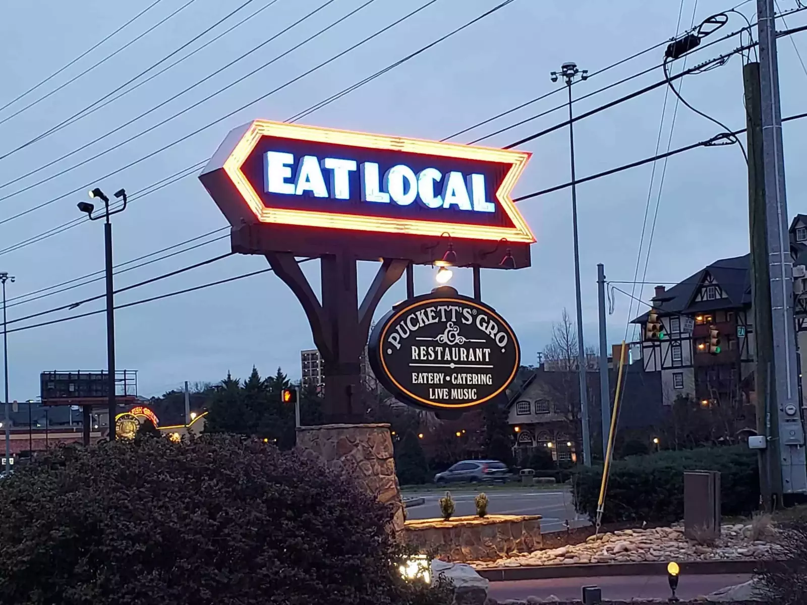 Eat Local Puckett's sign