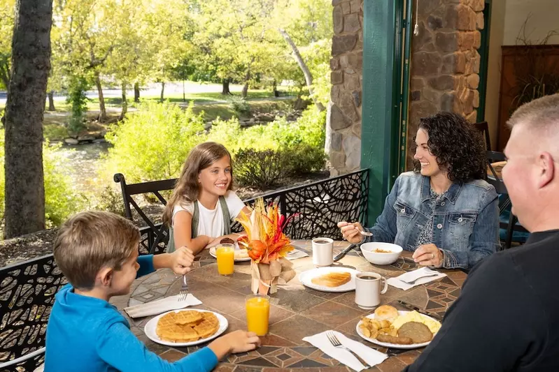 breakfast is complementary at our hotel suites in pigeon forge